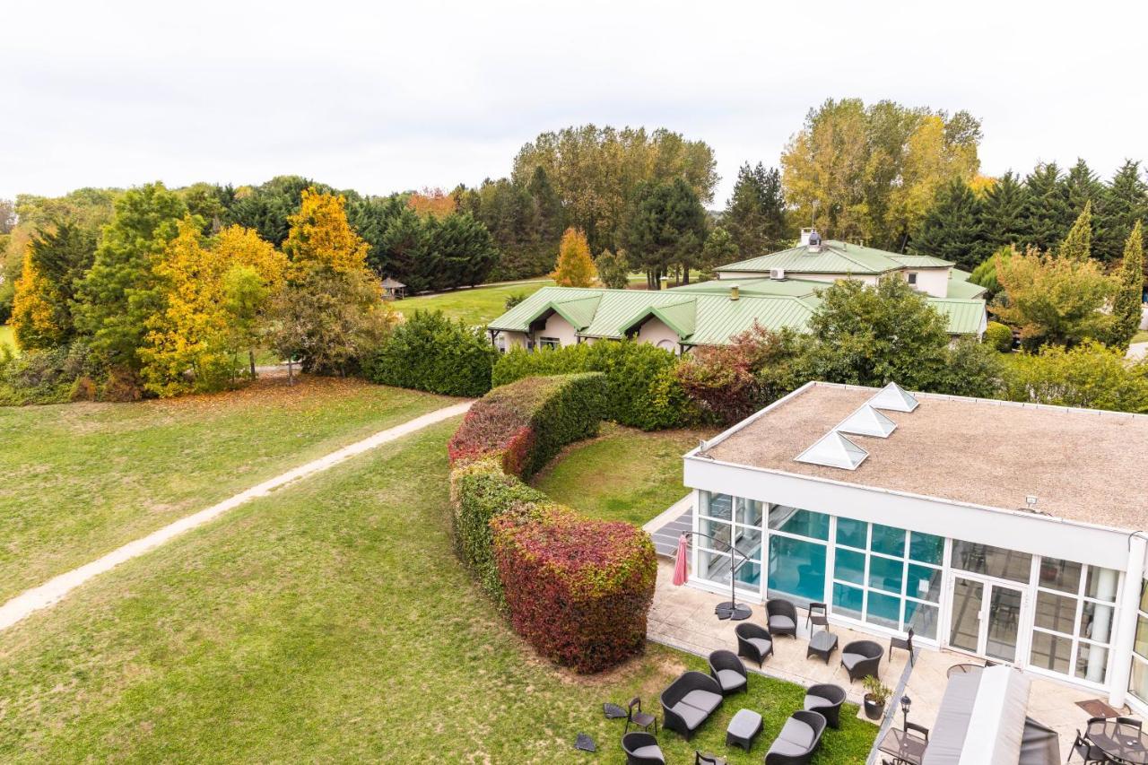 Novotel Senart Golf De Greenparc 4* Saint-Pierre-du-Perray